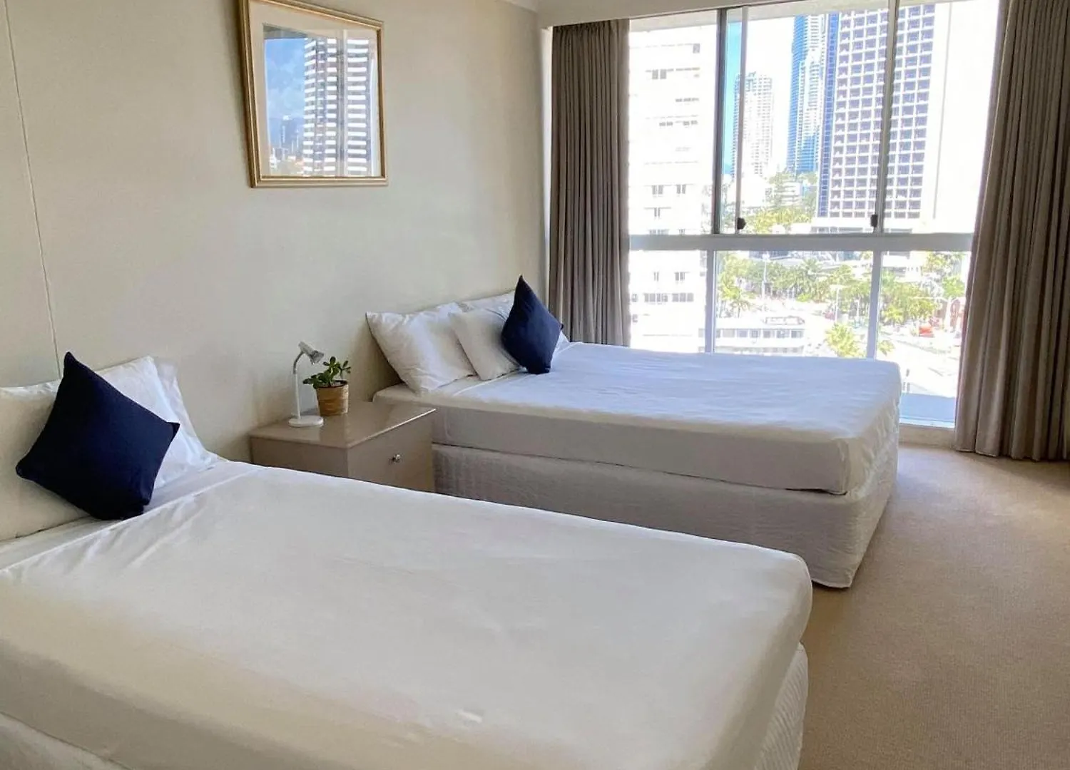 Aparthotel Hi Surf Beachfront Resort Apartments Gold Coast